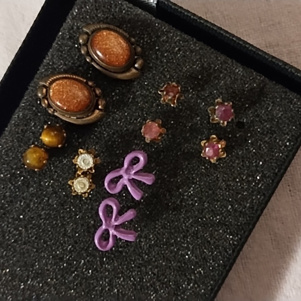 🇺🇸 Clearance 🇺🇸Earring Lot Costume Jewelry As Is - Picture 2 of 4